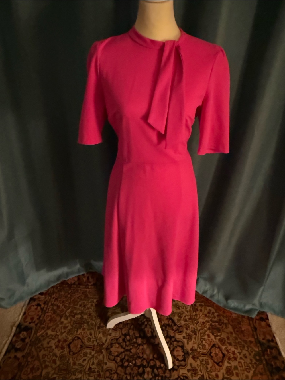 Donna Morgan Fuchsia Tie-Neck Midi Dress